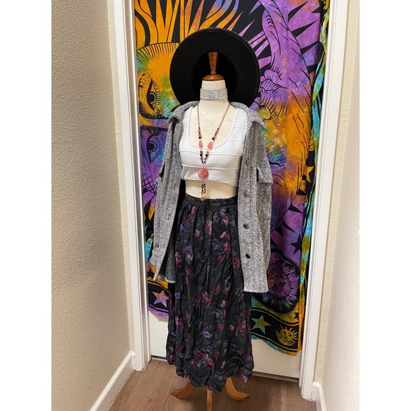 🌈 Vintage lovely rose skirt - Picture 11 of 11